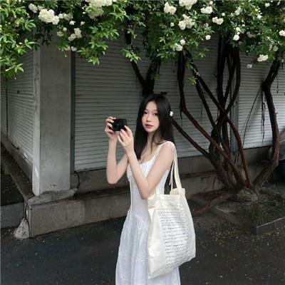 学校的墙不见了